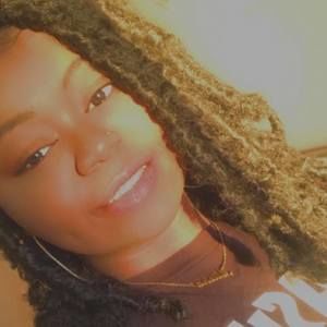 Meet your Posher, Alisha